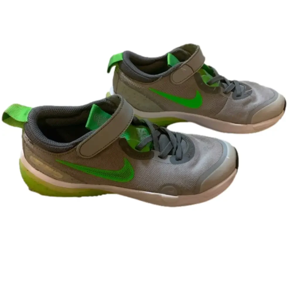 Nike Explor Next Nature Gray Green Sneakers Size 2Y